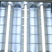 照明燈飾（shì）