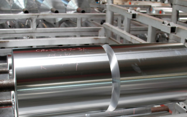 明泰鋁業食品級鋁箔真正實力派,讓鋁箔餐盒用(yòng)的更放心 明泰鋁業食品級鋁(lǚ)箔真正實力派,讓鋁箔餐盒用的更放心