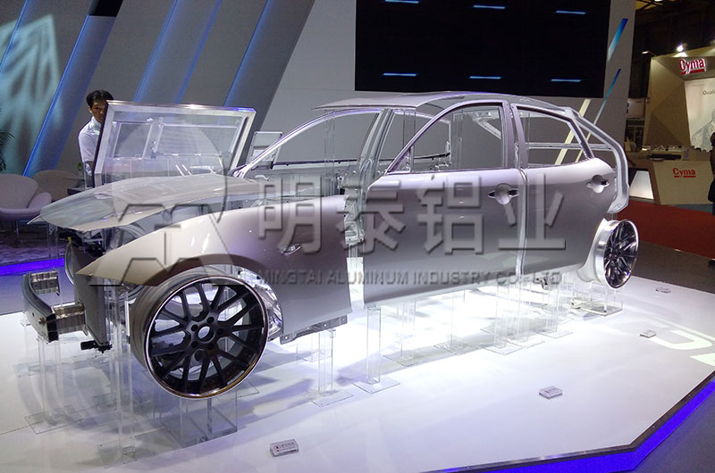 汽車部件用鋁合金板材取代鋼鐵是趨(qū)勢,常用汽車鋁板有哪些 汽車部件用鋁(lǚ)合金板材取代鋼鐵是趨勢,常用汽車鋁板有哪些