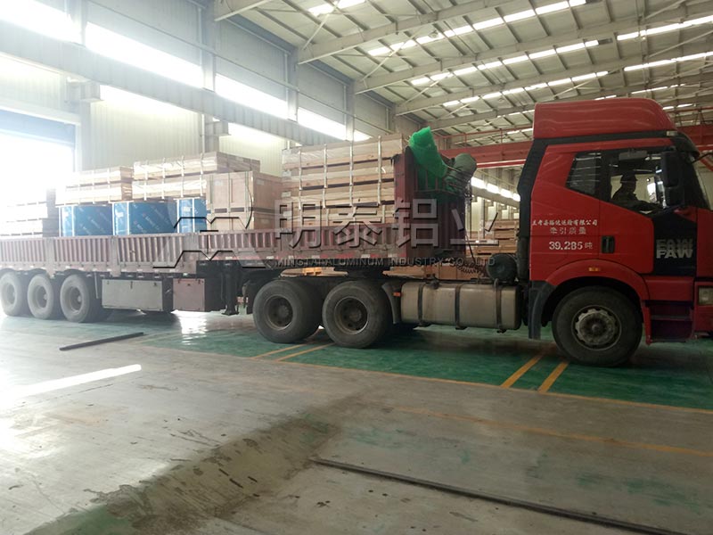 鋁板廠(chǎng)家_建築裝飾(shì)用1060鋁板_3003鋁板規格(gé)齊全(quán) 鋁板廠家_建築裝飾(shì)用1060鋁板_3003鋁板規格齊全(quán)