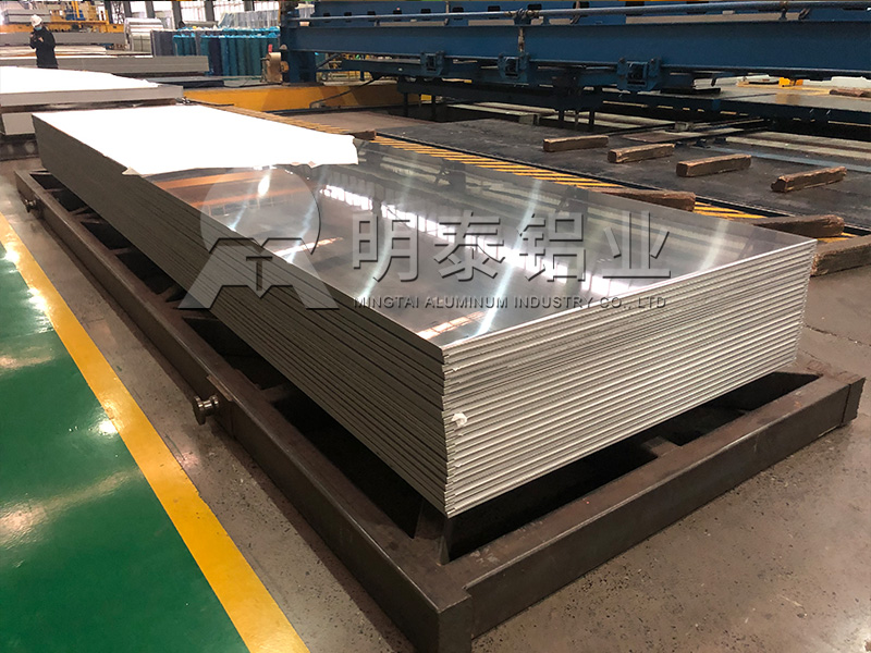 明泰汽車前後蓋用5182鋁板,是汽車用鋁優選廠家 明泰汽車前後蓋用5182鋁板,是汽車用鋁優選廠家