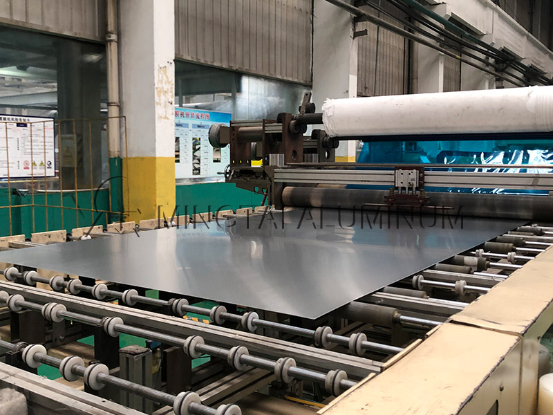 汽車用鋁板_汽車水冷散熱器_釺焊水冷板_冷卻板用3003鋁光板廠家 汽車(chē)用鋁板_汽車水冷散熱器(qì)_釺焊水冷板_冷卻板用3003鋁光板廠(chǎng)家