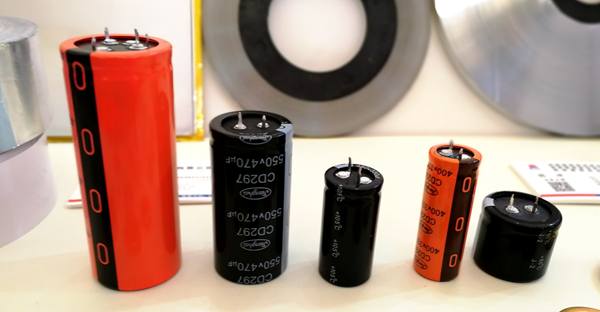 新能源汽車高速發展，引爆動力電池（chí）用鋁箔概（gài）念